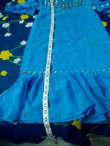 Suit With Dupatta
