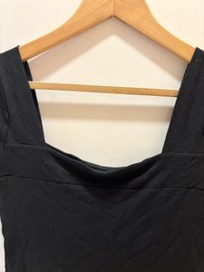 Black Square Neck Crop Top