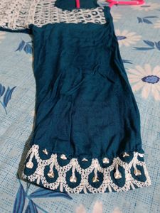 Elegant Teal Embroidered Kurta