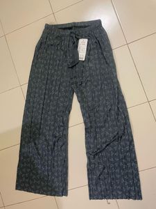 Wide Leg Printed Pants