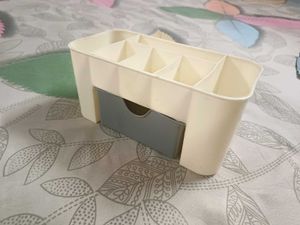 Price Drop!! Cute Mini Organizer For Makeup