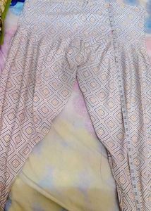 Blue &amp; White Printed Pajama Set