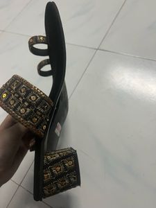 Metro Heels