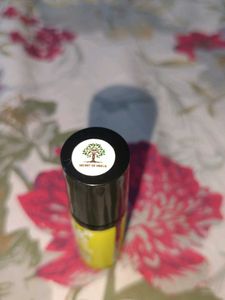 Premium Quality Roll On Attar: Parijat
