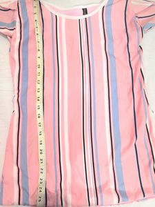 Women pink top