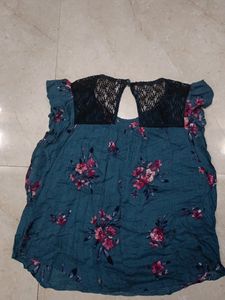 TRENDY TOP