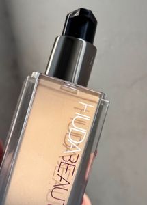 Huda Beauty faux filter luminous matte Foundation
