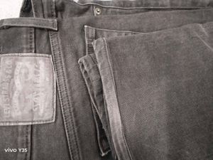 Levi's Black Jeans