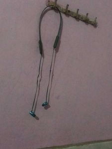 Used Totally But Working  Recive With Charging Cab