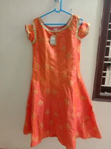la firangi new kurti with tag