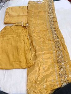 unsticed Partywear suit