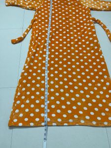 Polka Dot Wearable Blanket