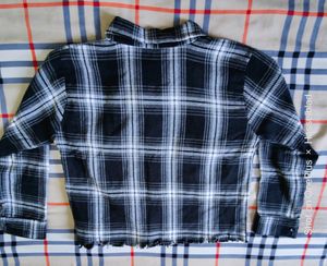 Black &amp; White Plaid Cropped Flannel Shirt