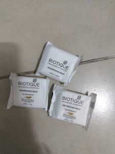 Biotique Nourishing Soap