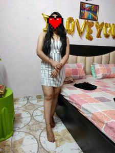 Stiped Lining Bodycon Dress
