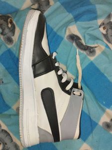 Cool Sneakers