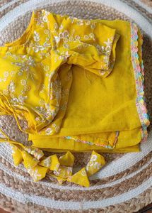 Saree With Stiched Paded Blouse