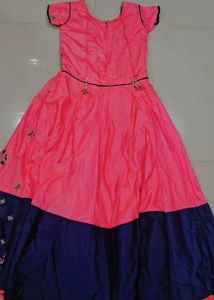 Girl&#39;s Ethnic Dress