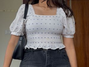 🌸Affordable!!!! Cute Party Wear Floral Crop Top