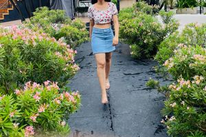 Floral Crop Backless Top.!