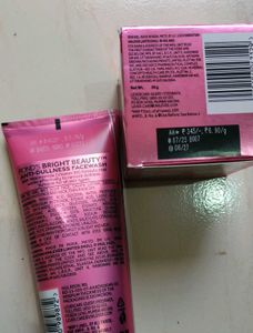 Pond&#39;s Bright Beauty Set