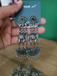 Combo Of 2earings &amp; Finger Ring Bracelet