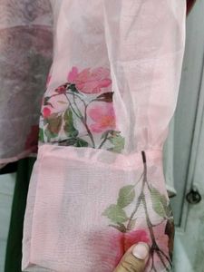 organza floral top.never used