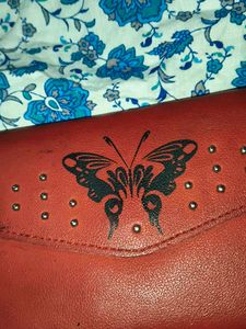 Red Trending Wallet