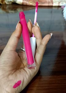The Bold Duo Liquid Lipstick Combo!