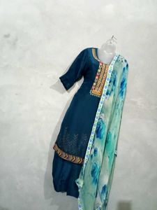 Elegant Blue Embroidered Salwar suit