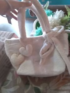 Cute Akitly White Fluffy Handbag