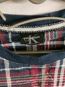 Calvin Klein Tee 👕 Multi Colour Brand New