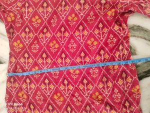 Red Kurta