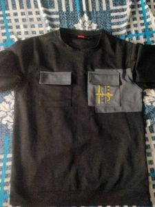 Black Sweatshirt