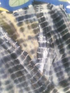 Tie-Dye V-Neck Sleeveless Top