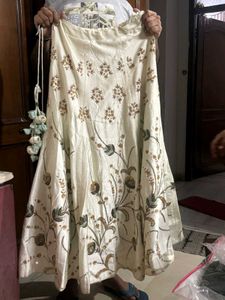 Elegant Embroidered Skirt