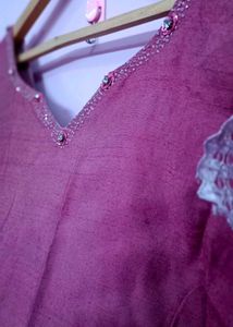 Beaded   Onion Pink  top