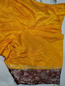 I Am Selling Never Wear Banarsi Saree With Blouse