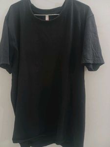 Classic Solid Black T-Shirt - Unisex
