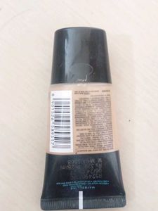 Maybelline Fit Me Foundation - Shade 220