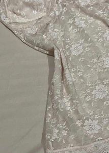 Dainty Top