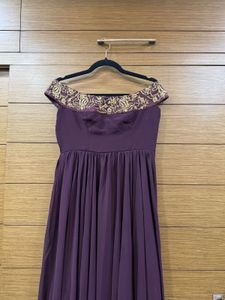 Elegant Off-Shoulder Embroidered Dress
