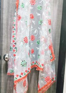 Beautiful White Net Dupatta With Embroidery