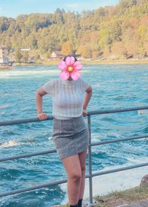 H&M Gray Tweed Mini Skirt