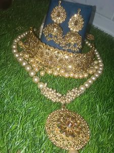 Earrings Necklaces