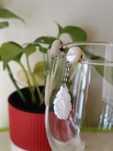 Elegant Vintage Mother of Pearl Earrings