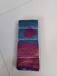 Elegant Blue & Pink checked Saree