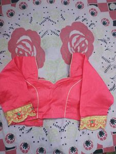 Beautiful Pink &amp; Cream Color Saree With Blouse