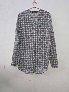 Patterned Blouse - Long Sleeve