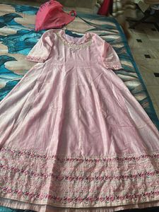 Elegant Pink Ethnic Gown